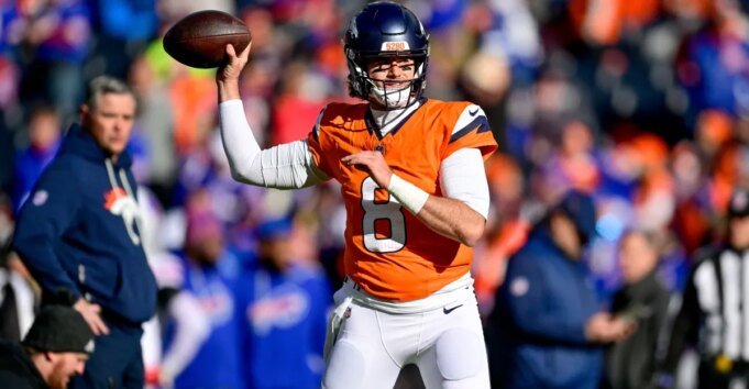 賈勒特·斯蒂德漢姆是誰？博·尼克斯受傷後野馬隊新任亞冠冠軍四分衛
 | mtgamer.com