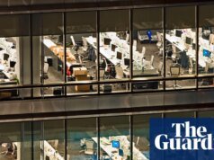 超過四分之一的英國人表示,他們擔心未來五年內工作崗位會被人工智能取代
| mtgamer.com 超過四分之一的英國人表示,他們擔心未來五年內工作崗位會被人工智能取代
| mtgamer.com