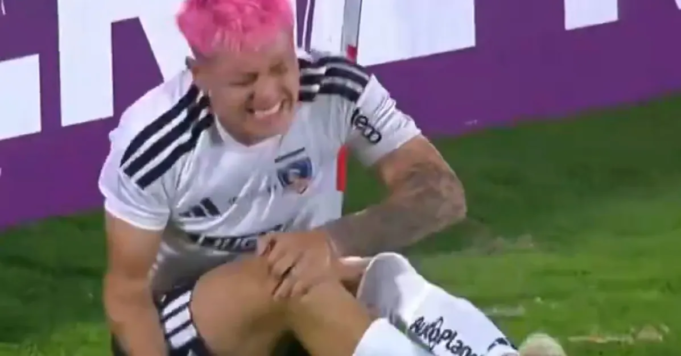 足球明星的點球太糟糕了，他立即假裝受傷
 | mtgamer.com