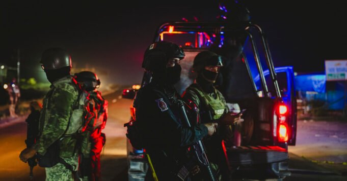 迫於特朗普壓力，墨西哥將37名犯罪嫌疑人遣返美國
 | mtgamer.com