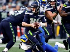 進攻戰導致海鷹隊獲勝,獲得第十屆超級碗的席位
| mtgamer.com 進攻戰導致海鷹隊獲勝,獲得第十屆超級碗的席位
| mtgamer.com