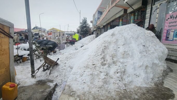 阿富汗三天內大雪和降雨造成61人死亡、110人受傷
 | mtgamer.com