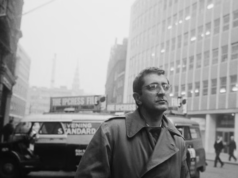 我瞥見了這位愛開玩笑的驚悚片大師 我瞥見了這位愛開玩笑的驚悚片大師