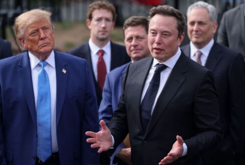 特斯拉(TSLA)和標普500指數(SPCX)隔夜下跌：據報道，馬斯克在川普卸任前力推合併－ARK預測到2036年特斯拉股東收益將成長5倍